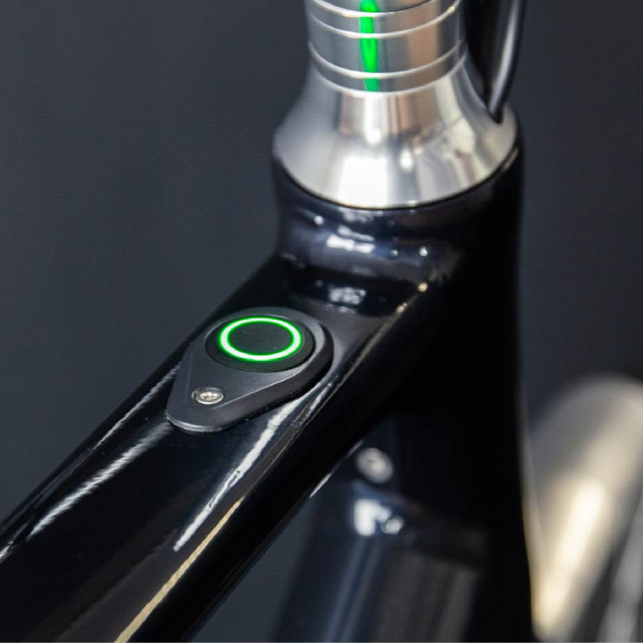 der Knopf um Akku anzuschalten beim Fahrrad Schindelhauer Arthur