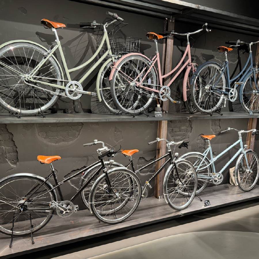 Schau dir die Räder von Pelago aus Finnland bei uns in Frankfurt an