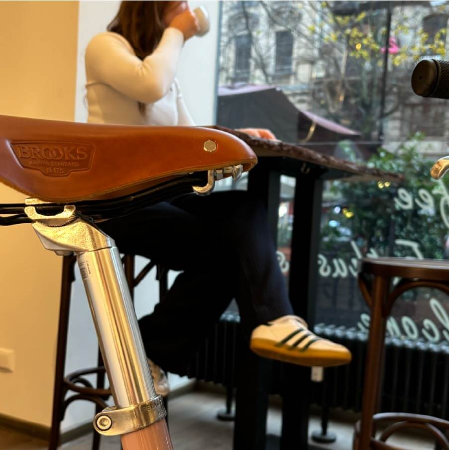 Nach deiner Beratung und Probefahrt , kannst du dich in unserem Cafè entspannen.